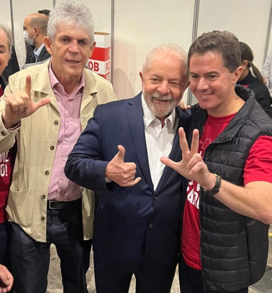 Aclamado em São Paulo como candidato da aliança MDB-PT na Paraíba, Veneziano destaca importância da eleição de Lula para a repacificação do País