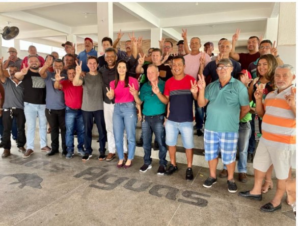 Pré-candidato a governador, Veneziano recebe apoio de João Costa e lideranças da oposição em Massaranduba
