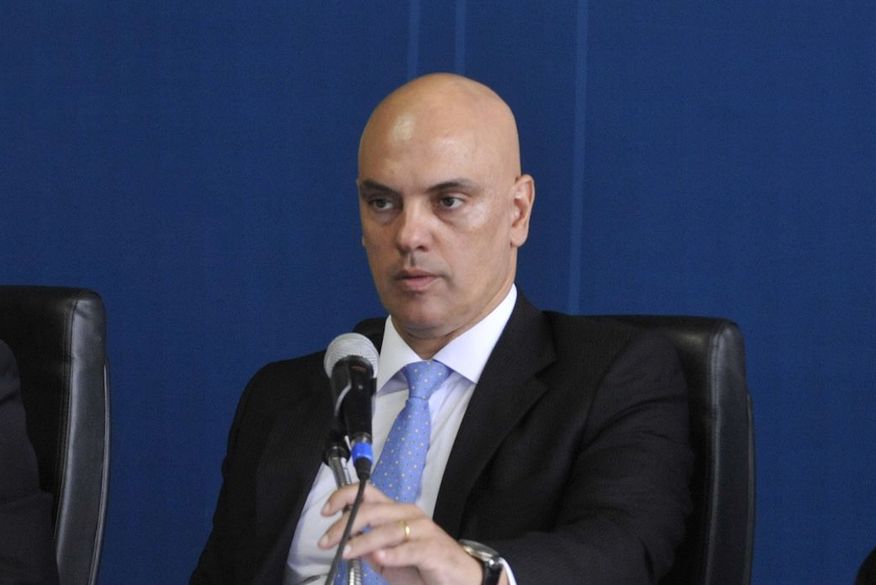 Suposto vazamento de dados por Bolsonaro: Moraes dá 15 dias para PF fazer relatório sobre material do inquérito