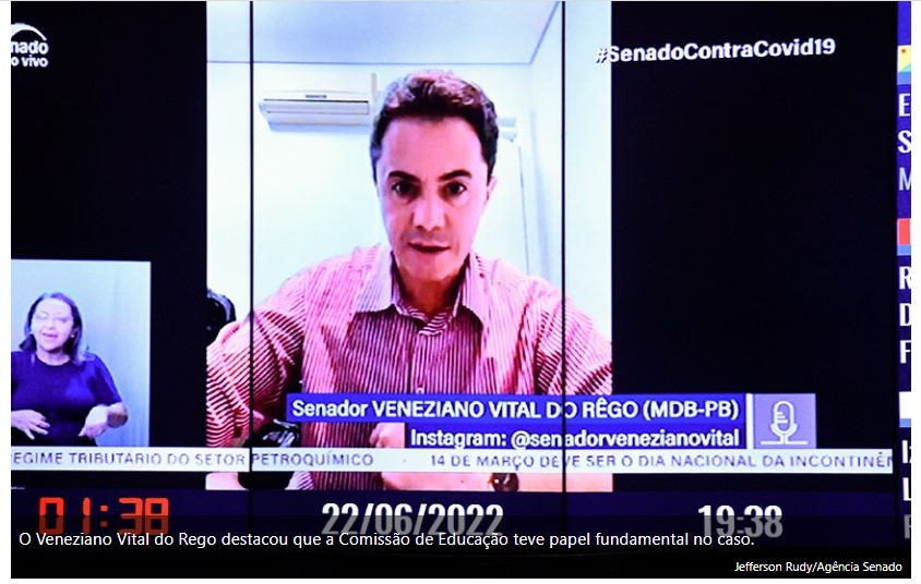 Veneziano parabeniza jornalistas que denunciaram corrupção no MEC Compartilhe este conteúdo no Whatsapp Fonte: Agência Senado