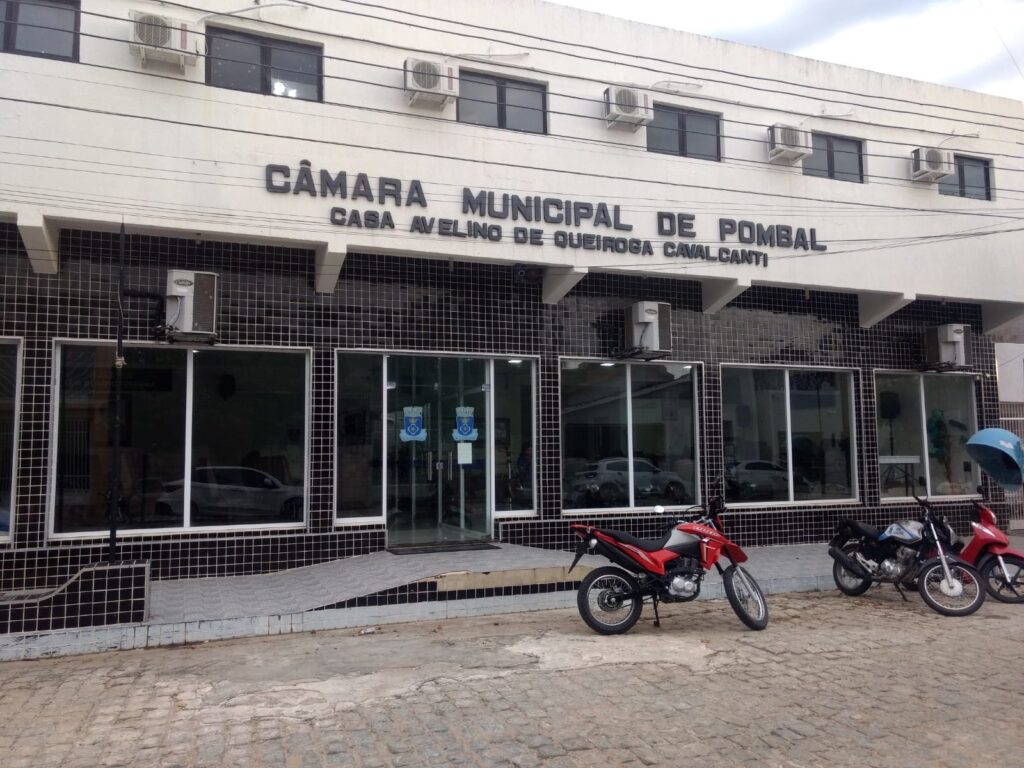 Vereadores de Pombal criam verba de gabinete, e iniciam atividades em 2023 com R$ 3 mil mensais para gastar