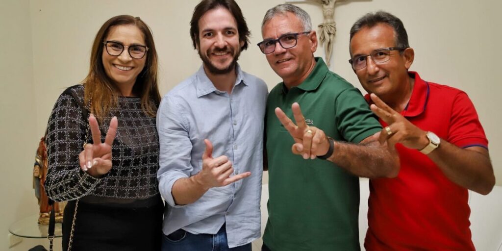 Pedro Cunha Lima recebe apoio da prefeita de São Domingos de Pombal