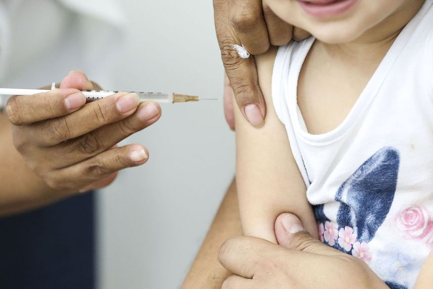 Paraíba segue aguardando nova remessa de vacinas contra a covid-19 para crianças entre 5 a 11 anos; cobertura está em apenas 39%
