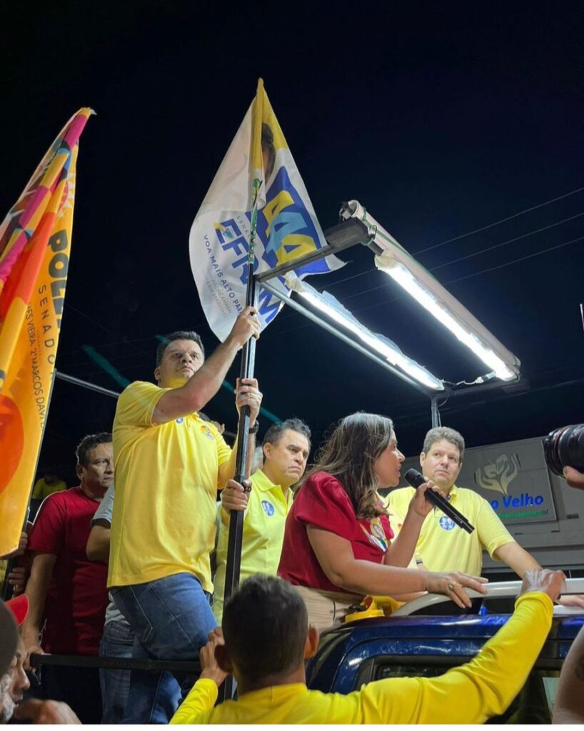 Polyanna Dutra age de forma deselegante após gentileza do prefeito, em Ouro Velho