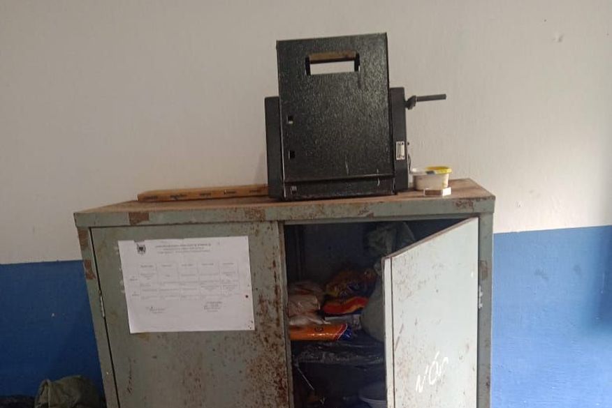 Vereador sofre ataque a tiros após denunciar irregularidades nas escolas municipais da cidade de Aroeiras