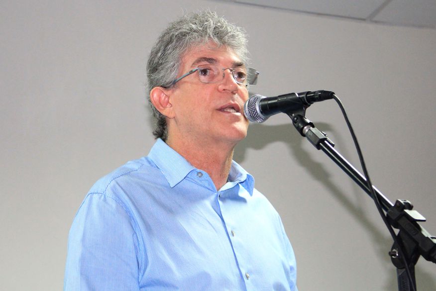 Ricardo Coutinho recorre, no STF, contra decisão do TSE que resultou em sua inelegibilidade