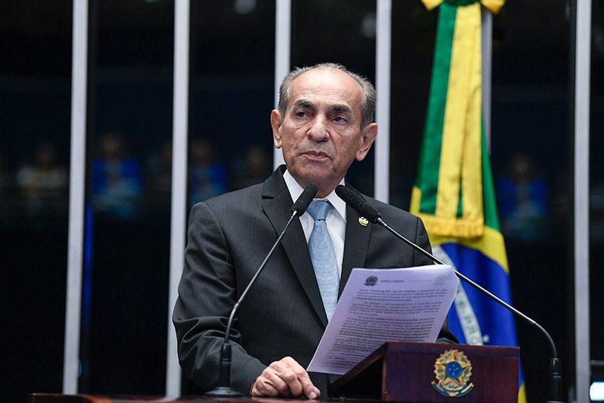 Senado aprova liberação de fundos estaduais e municipais para financiar piso da enfermagem até final do ano que vem
