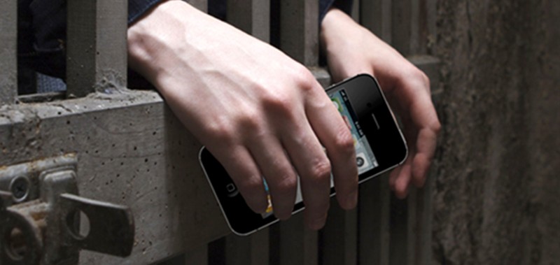 Câmara aprova novas punições para o uso de celular em presídios