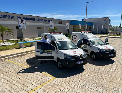 Prefeito de São Bento celebra aquisição de duas ambulâncias com emenda do deputado estadual Galego Souza