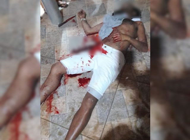 Jovem é assassinado com golpes de faca após desentendimento na cidade de Coremas