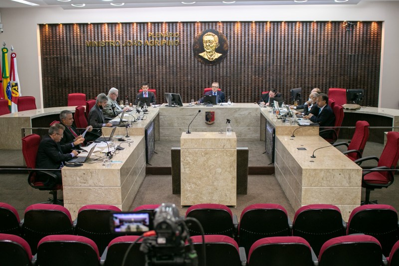 TCE reprova contas de João Azevêdo relativas ao exercício de 2020
