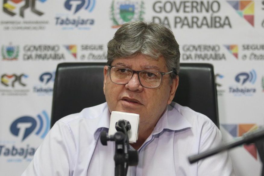 João discorda de Galdino e diz que não precisa comandar PSB no lugar de Gervásio