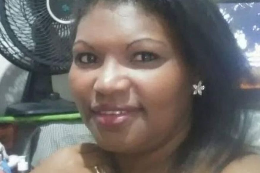 Mulher é morta a tiros em Duas Estradas, na Paraíba