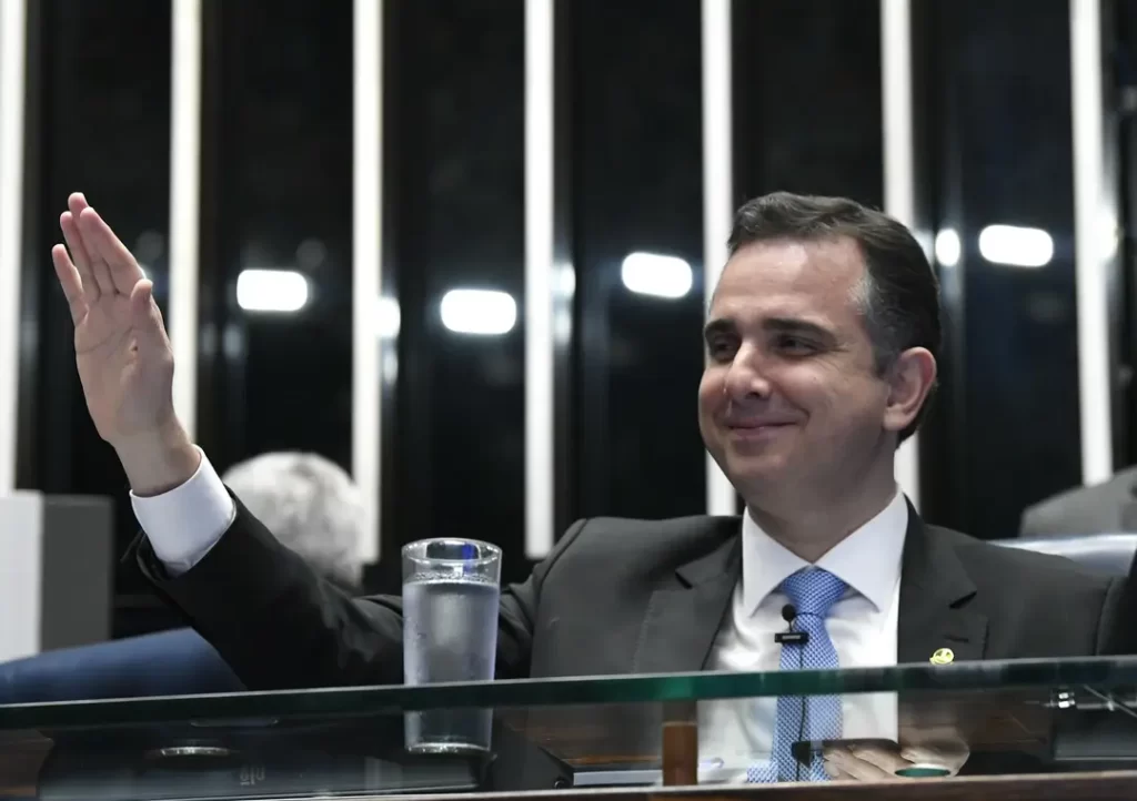 Por maioria: Rodrigo Pacheco é reeleito presidente do Senado Federal