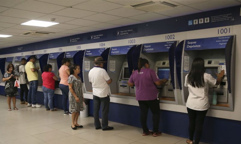 Consulta do PIS/Pasep de até R$ 1.302 já está disponível para trabalhadores