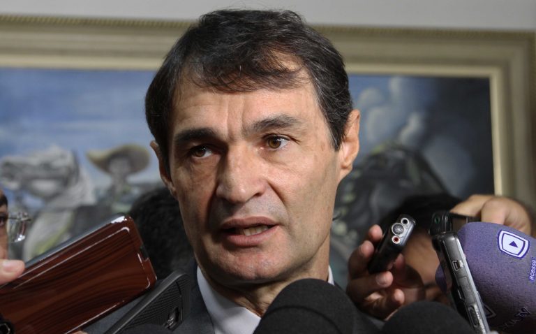 Romero torce para que governo federal mantenha desoneração de imposto sobre combustíveis
