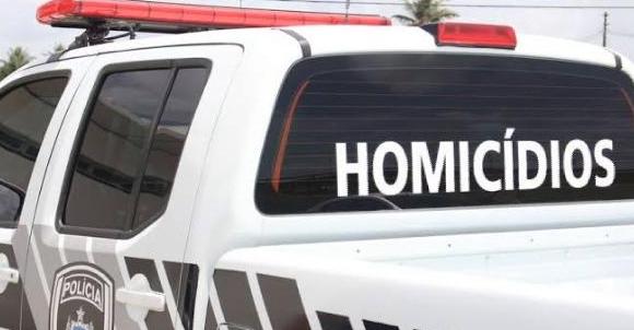 Homem é preso ao tentar matar a mãe cadeirante a pedradas em Coremas