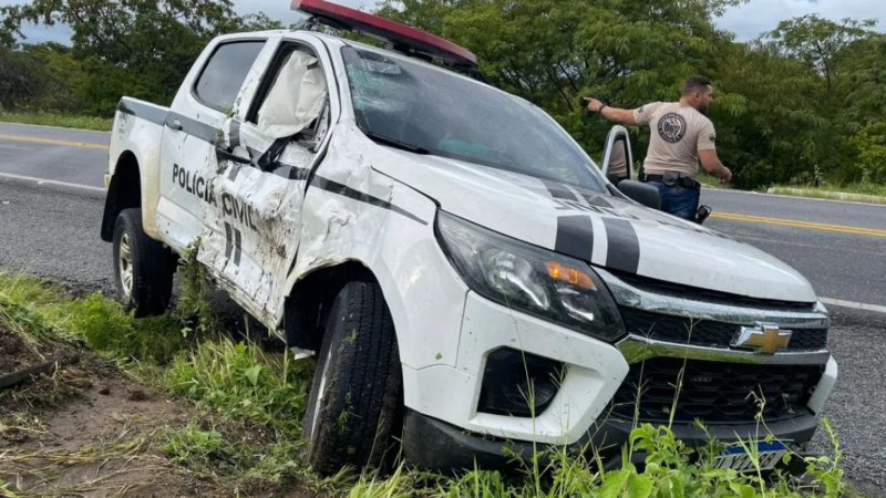Condutor de moto morre em acidente com viatura da Polícia Civil em Pombal