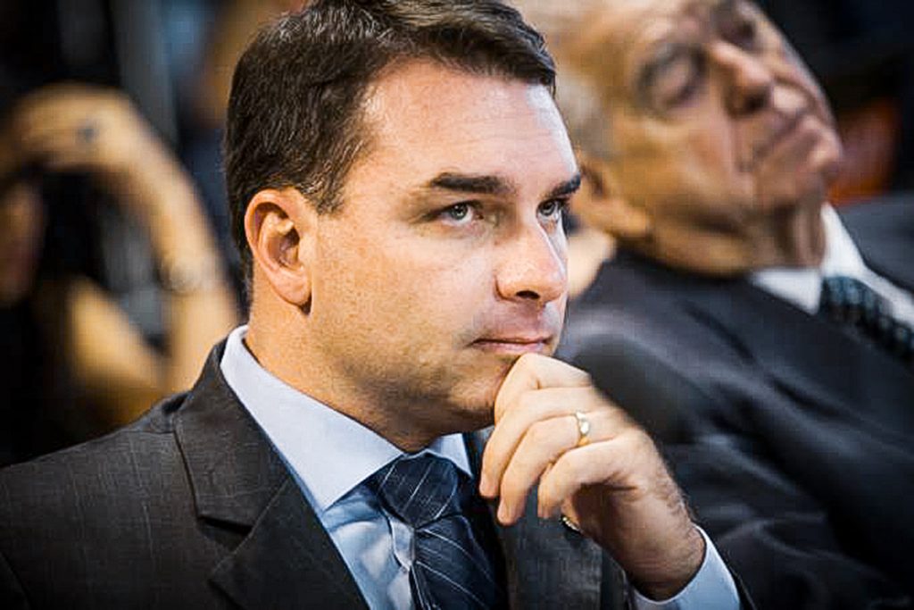Eleições municipais: Flávio Bolsonaro diz que pode disputar Prefeitura em 2024