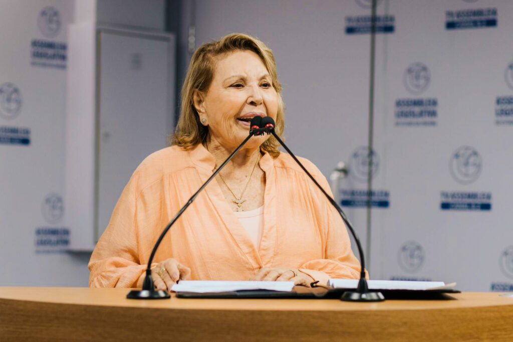 Francisca Motta cobra instalação da Patrulha Maria da Penha no Sertão