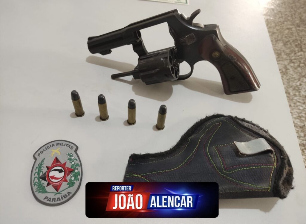 Polícia Militar prende homem por porte ilegal de arma de fogo, em Vista Serrana