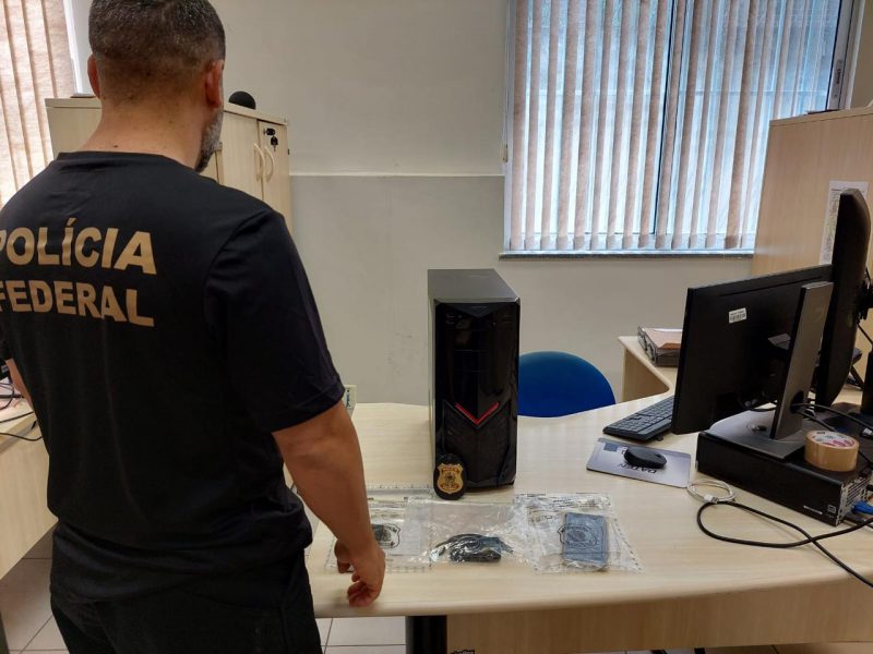 PF apreende conteúdos de pornografia infantil e prende suspeito em Areia