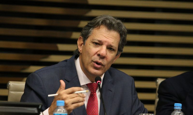 Governo deve arrecadar até R$ 15 bi com apostas online