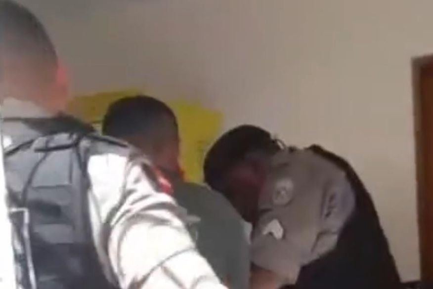 Homem é preso acusado de esfaquear colega de trabalho, na cidade de Jericó