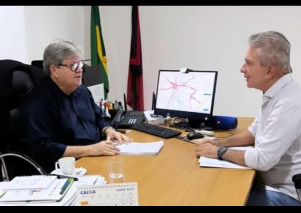 Em audiência com governador, Nabor informa sobre PL para doação de terreno para a construção do Hospital de Trauma do Sertão