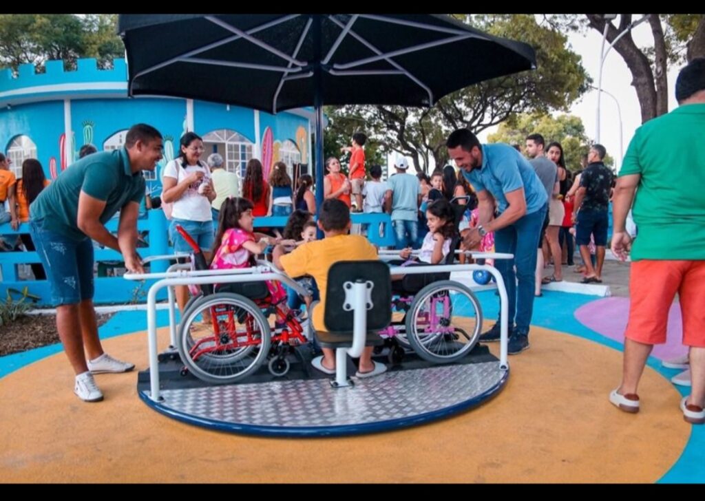 No Dia do Brincar, Prefeitura de Patos entrega 1º parque infantil inclusivo e reforma da Praça Getúlio Vargas
