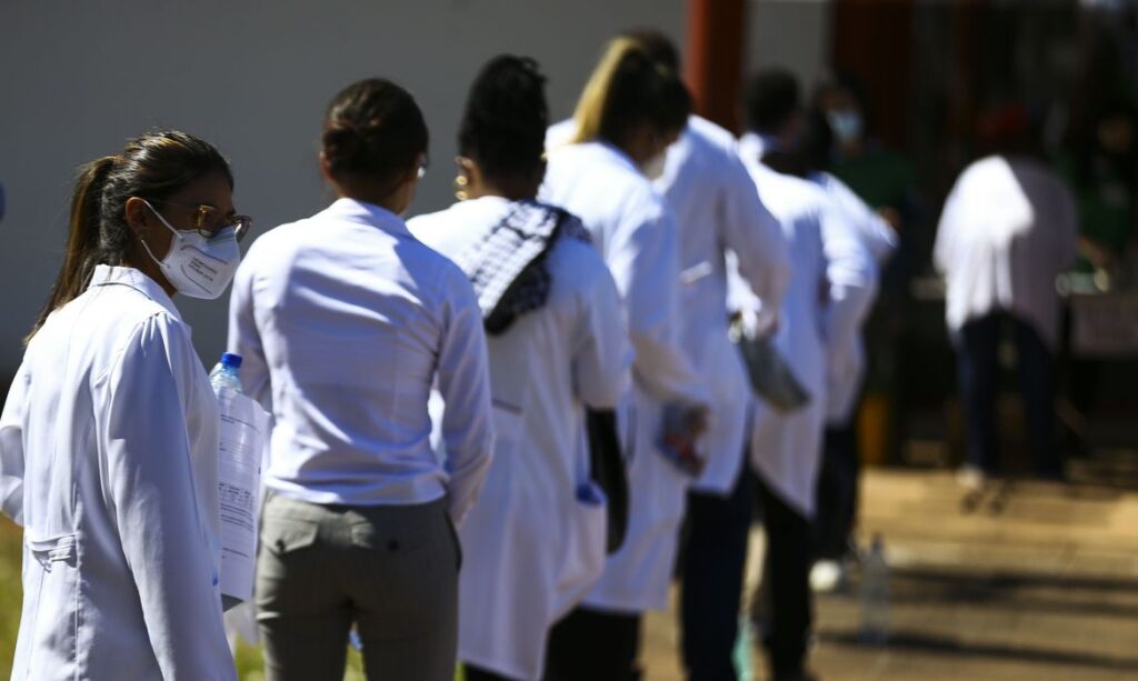 Inscrições para a primeira etapa do Revalida terminam nesta terça