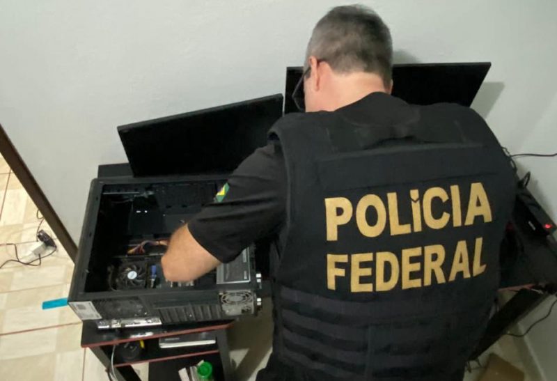 PF prende homem que vendia vídeos de sexo com sobrinha e crianças na PB