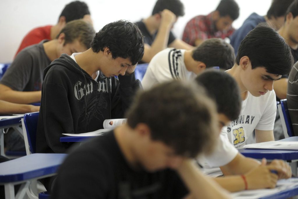 Enem: 15 mil candidatos com TDAH terão uma hora a mais de prova