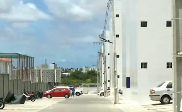 Mulher mata filha de um ano com facada no pescoço após briga com o ex-marido, na PB