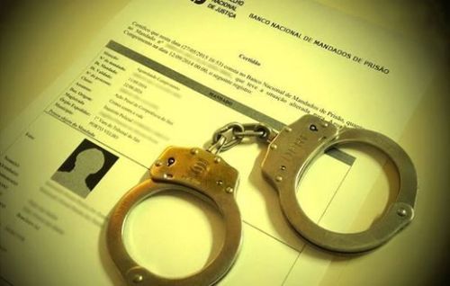 Polícia militar cumpre mandado de prisão contra acusado crime de estupro, em Pombal