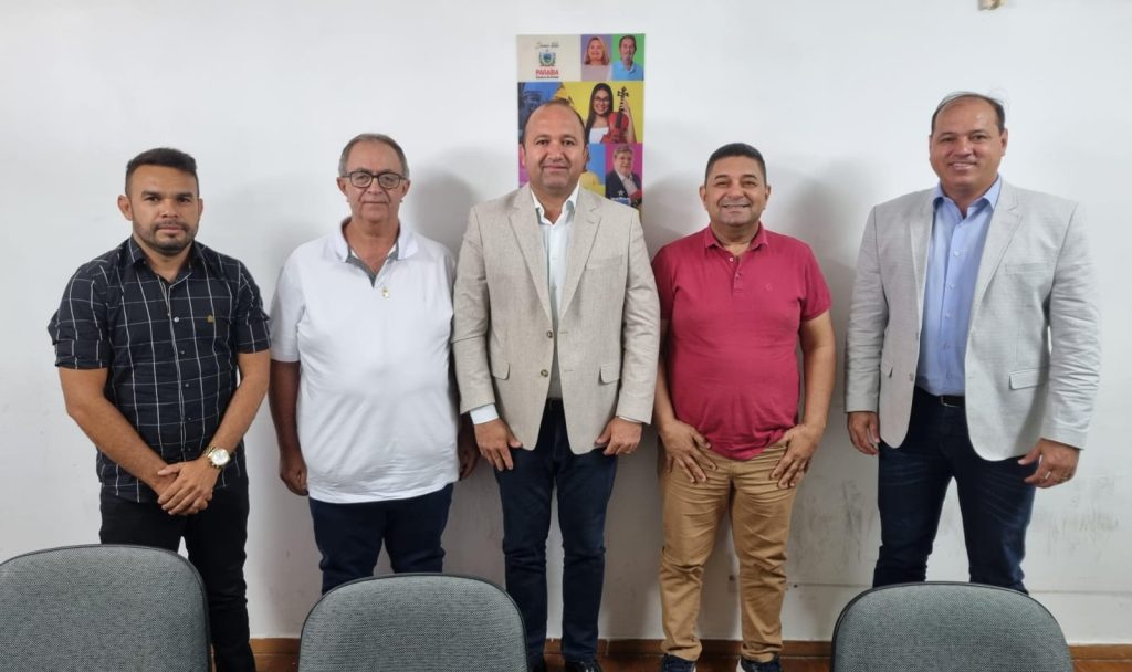 Prefeito José Ribeiro se reúne com o Secretário Radomécio Leite e apresenta demandas da recém criada Secretaria Municipal do Meio Ambiente