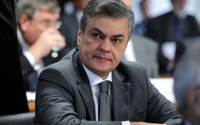 Cássio descarta voltar a disputar cargos públicos e até evita comentar sobre corrida eleitoral em Campina Grande