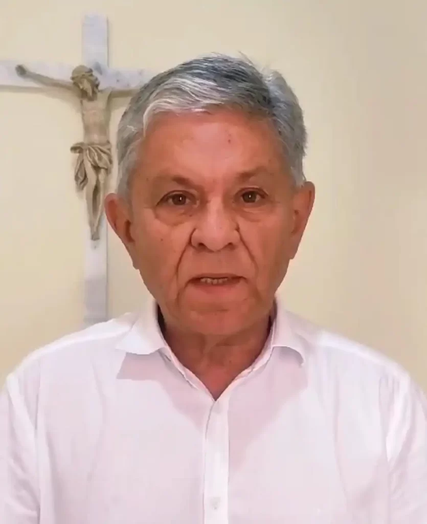 Ex-prefeito Dr. Veríssinho entrega ao governador demandas de comunidades rurais de Pombal