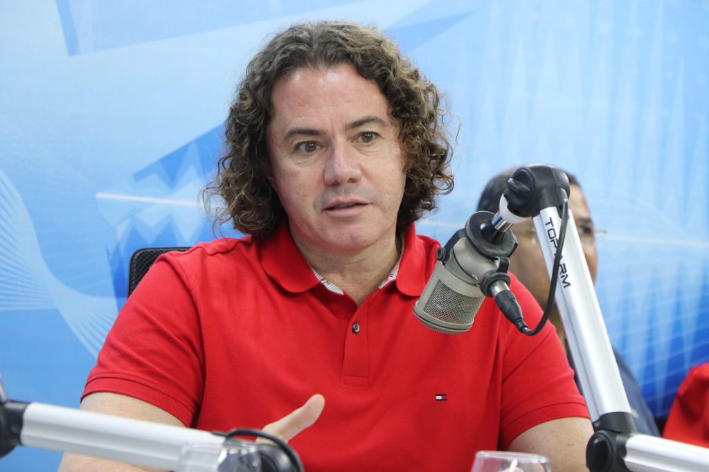 Veneziano diz que não há veto a Cássio e cita importância do quadro para reforçar a oposição