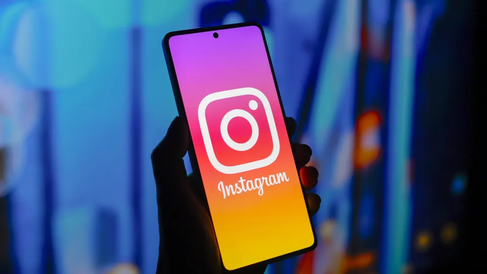 Instagram começa a restringir contas de adolescentes a partir desta terça-feira (11)