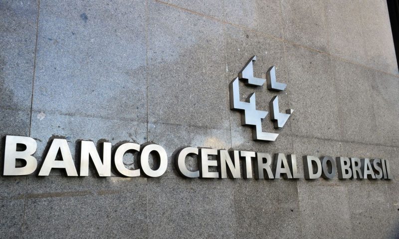 Copom eleva juros básicos da economia para 14,25% ao ano