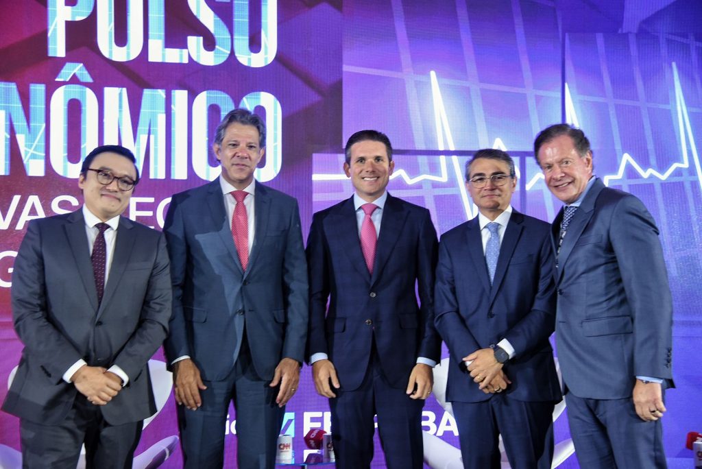 Hugo Motta participa do “CNN Money – Pulso Econômico” e defende união entre os poderes diante de cenário global incerto