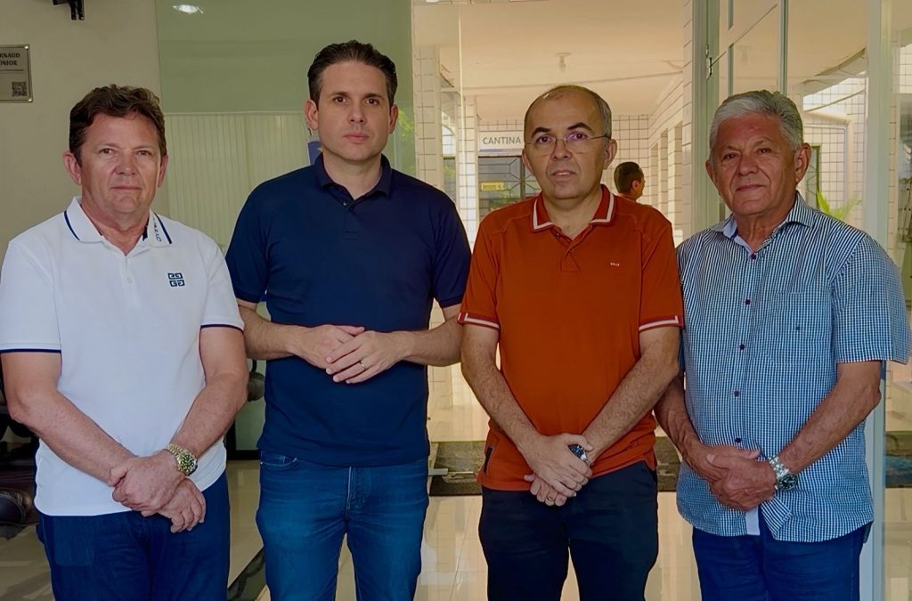 Hugo Motta anuncia implantação do curso de Ciência da Computação no campus da UFCG em Pombal