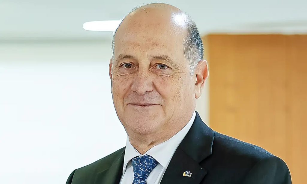 Embaixador da Argentina é convocado para explicar comportamento de Milei no Brasil