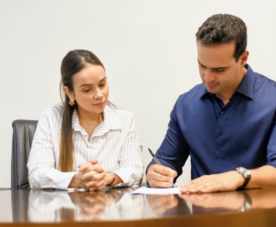 Governador sanciona inclusão de órfãos de feminicídio no Paraíba que Acolhe