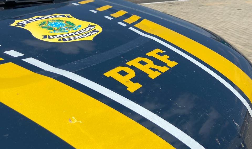 Adolescente morre em acidente entre moto e caminhão em Marizópolis